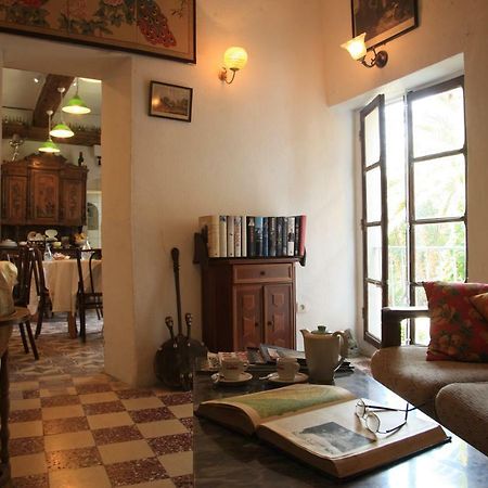 בזייה Maison De L'Orb מראה חיצוני תמונה